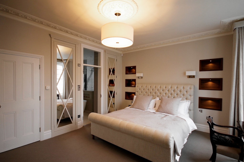MEBLE-NA-WYMIAR-DO-SYPIALNI-LONDYN-FURNITURE-VURNITURE-WHITE-BROWN-COLOUR-BADROOM-HOME-HOUSE (4)